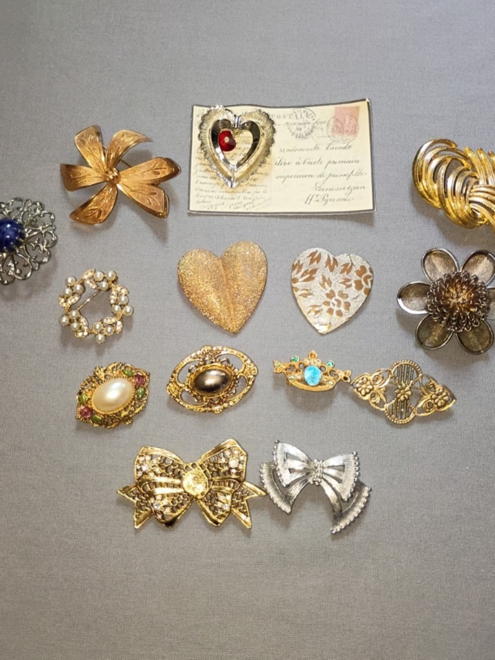 14- VTG Lot Bow Hearts Crown Flower Art Deco Mesh Gold Tone Silver Tone Brooches